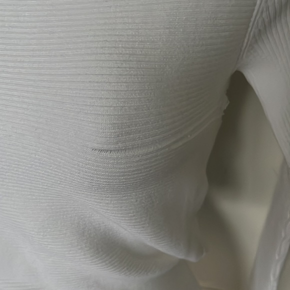 Open neck long sleeve shirt - Picture 3 of 4